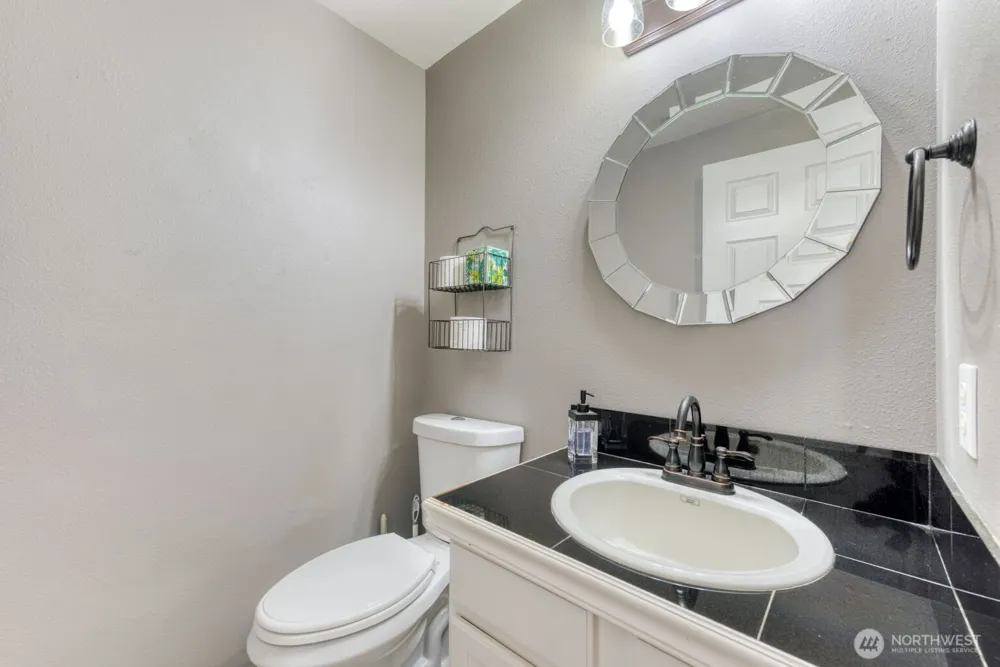 18427 Brandywine Court SW Rochester, WA 98579
