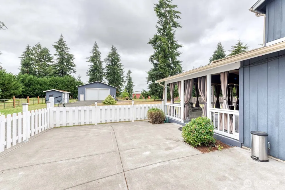 18427 Brandywine Court SW Rochester, WA 98579