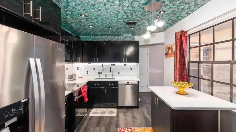 10438 SAINT TROPEZ PLACE Tampa, FL 33615