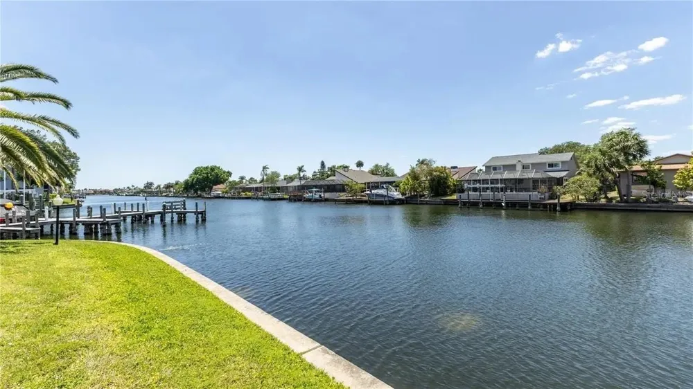 10438 SAINT TROPEZ PLACE Tampa, FL 33615