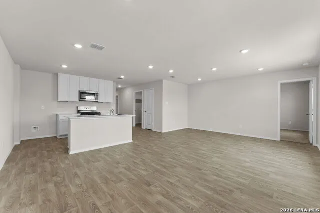 1053 Seedling Ln Seguin, TX 78155