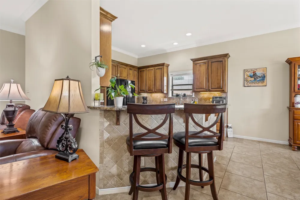 208 Silver Spur Trail McGregor, TX 76657