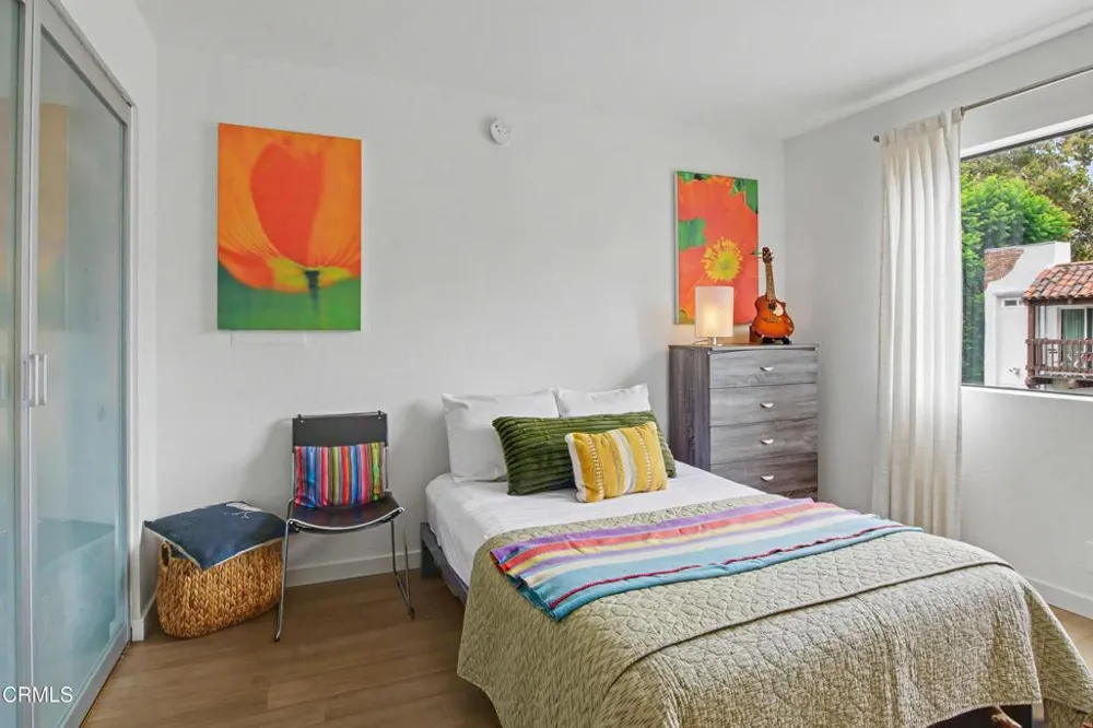 10960 Bluffside #102 Studio City, CA 91604