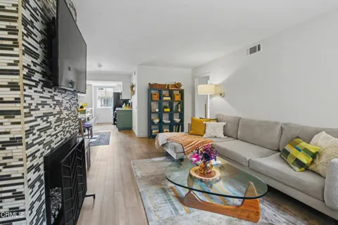 10960 Bluffside #102