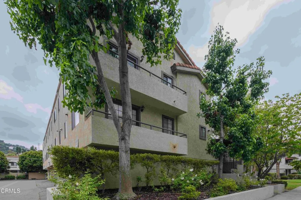 10960 Bluffside #102 Studio City, CA 91604