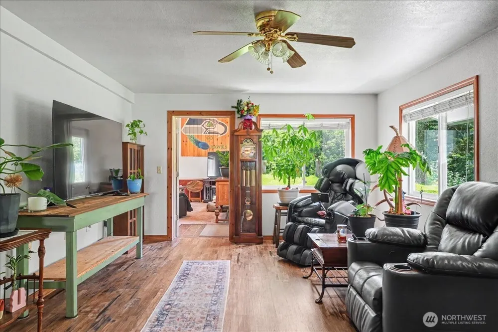 1571 Mission Creek Road Cashmere, WA 98815