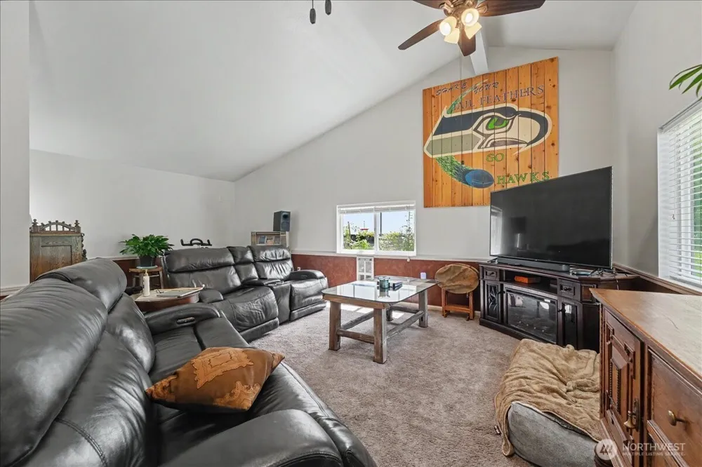 1571 Mission Creek Road Cashmere, WA 98815
