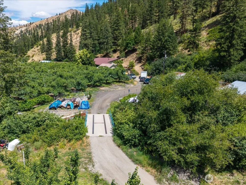 1571 Mission Creek Road Cashmere, WA 98815