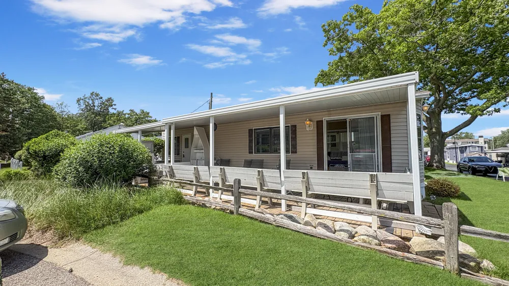 2250 Ottawa Beach Road #45 Park Township, MI 49424