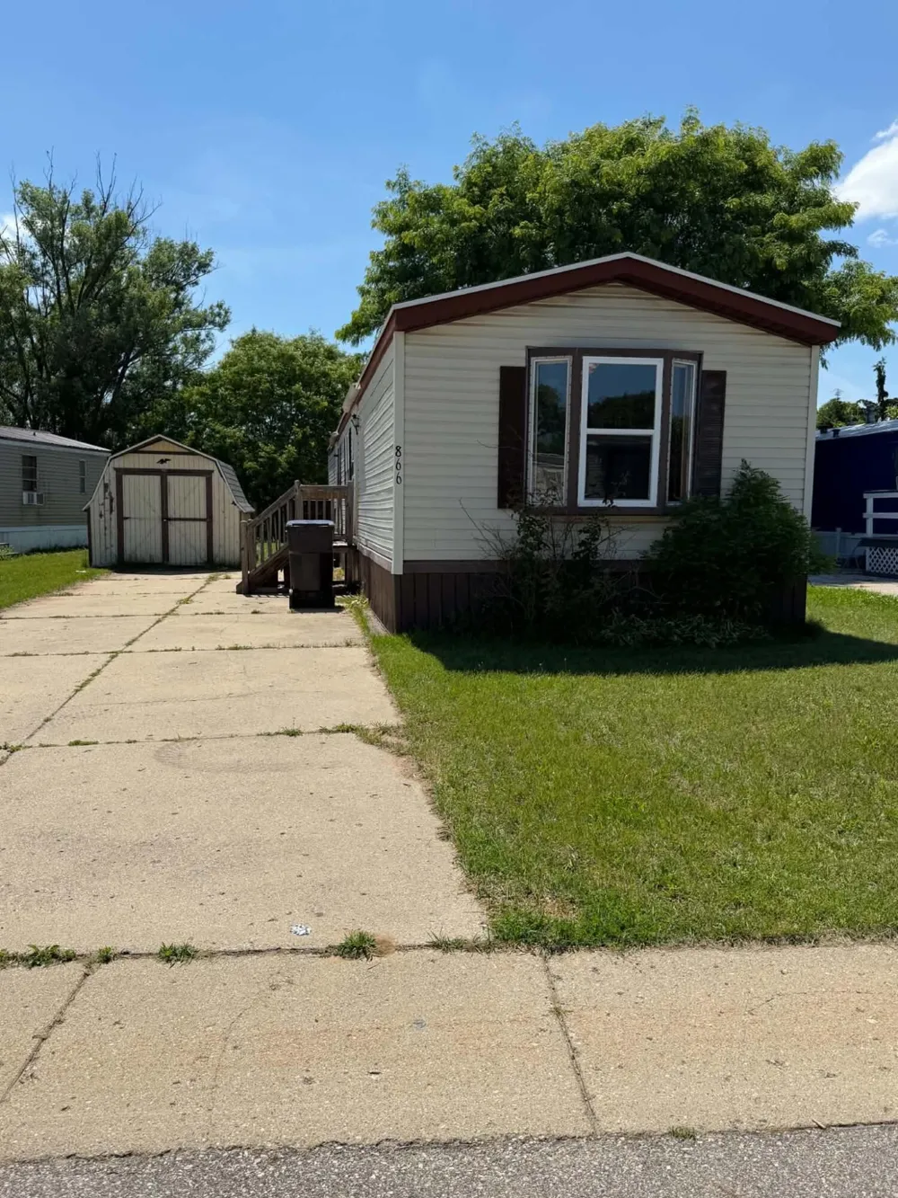 866 Riverbend Lane Barry Township, MI 49333