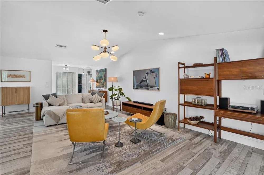 3282 TOBERO LANE Sarasota, FL 34235