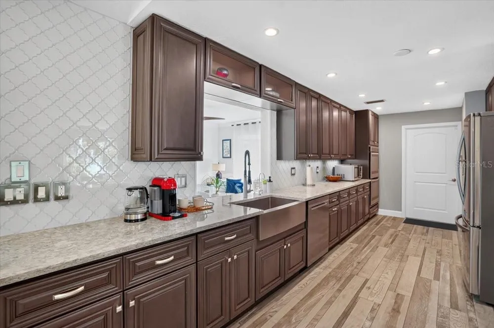 3282 TOBERO LANE Sarasota, FL 34235