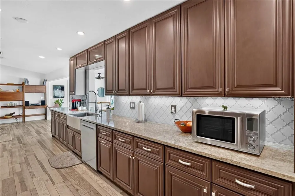 3282 TOBERO LANE Sarasota, FL 34235