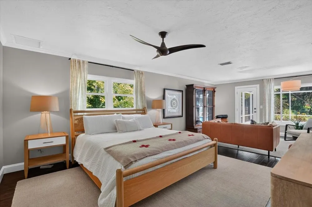 3282 TOBERO LANE Sarasota, FL 34235