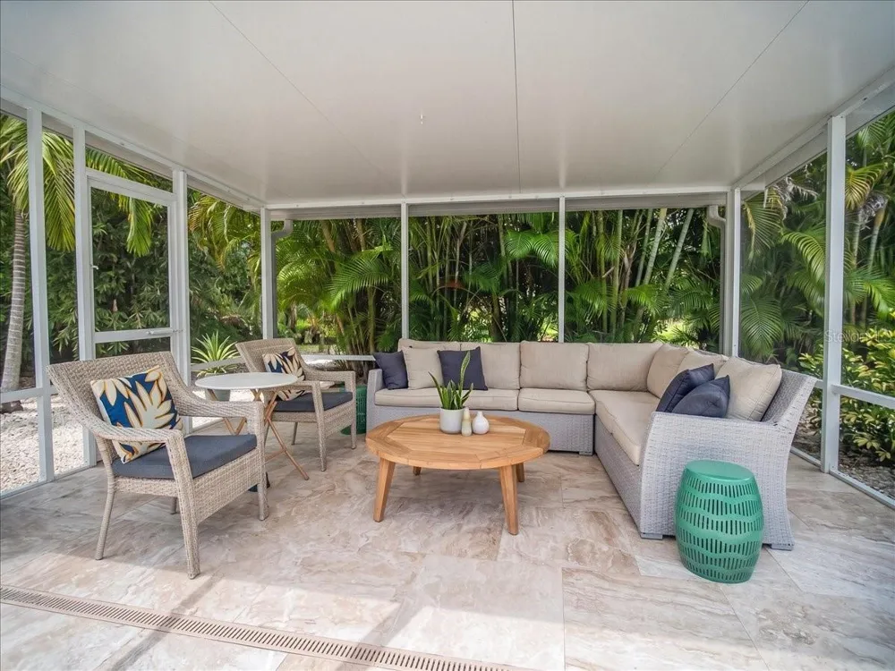 3282 TOBERO LANE Sarasota, FL 34235