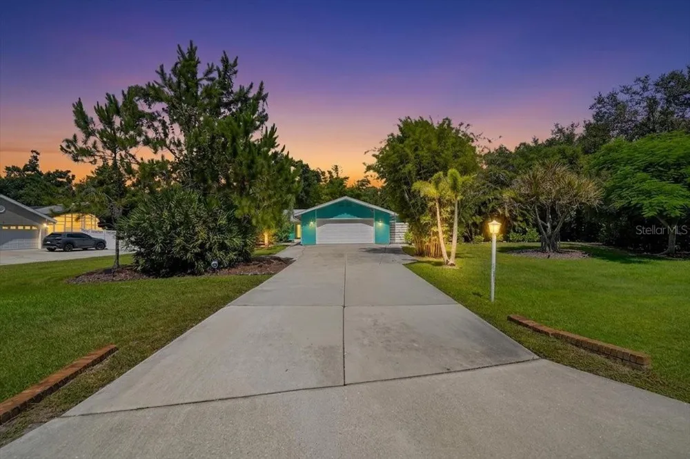 3282 TOBERO LANE Sarasota, FL 34235