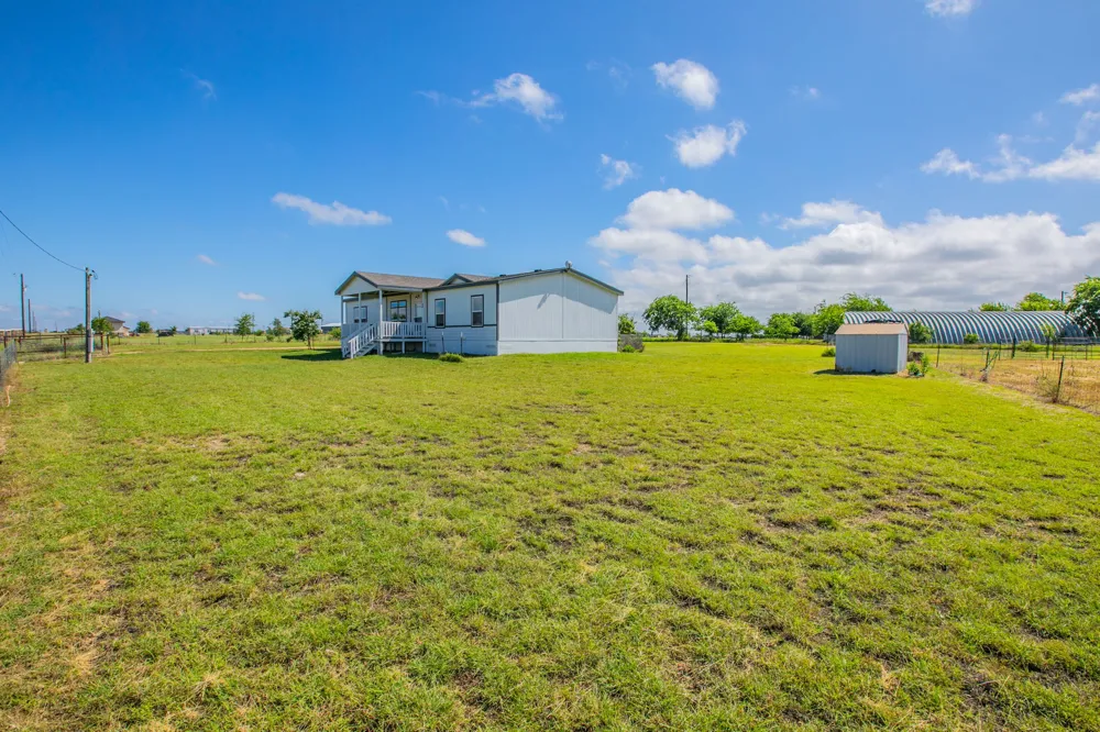 127 Dockal Drive Bertram, TX 78605