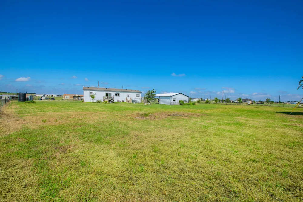 127 Dockal Drive Bertram, TX 78605