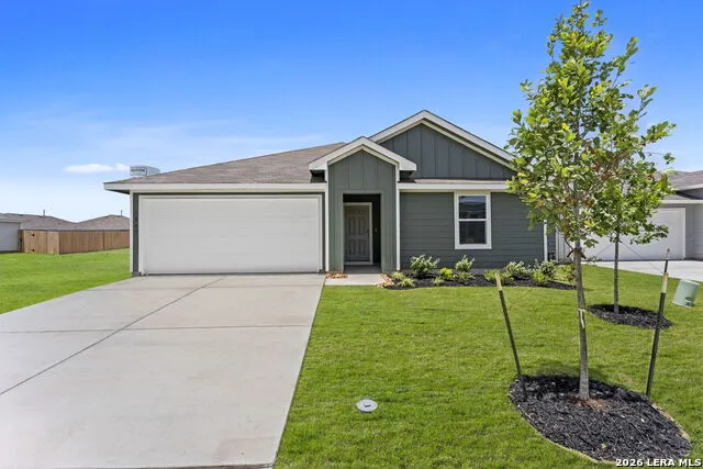1061 Seedling Ln Seguin, TX 78155