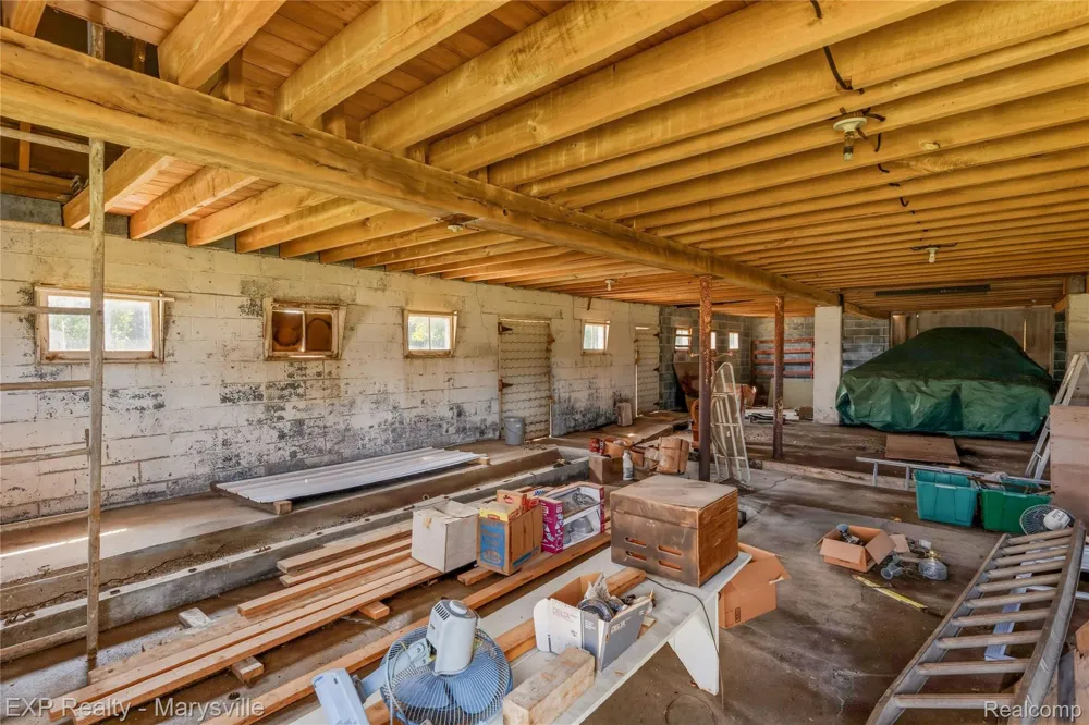 5694 Belle River Road China Township, MI 48054
