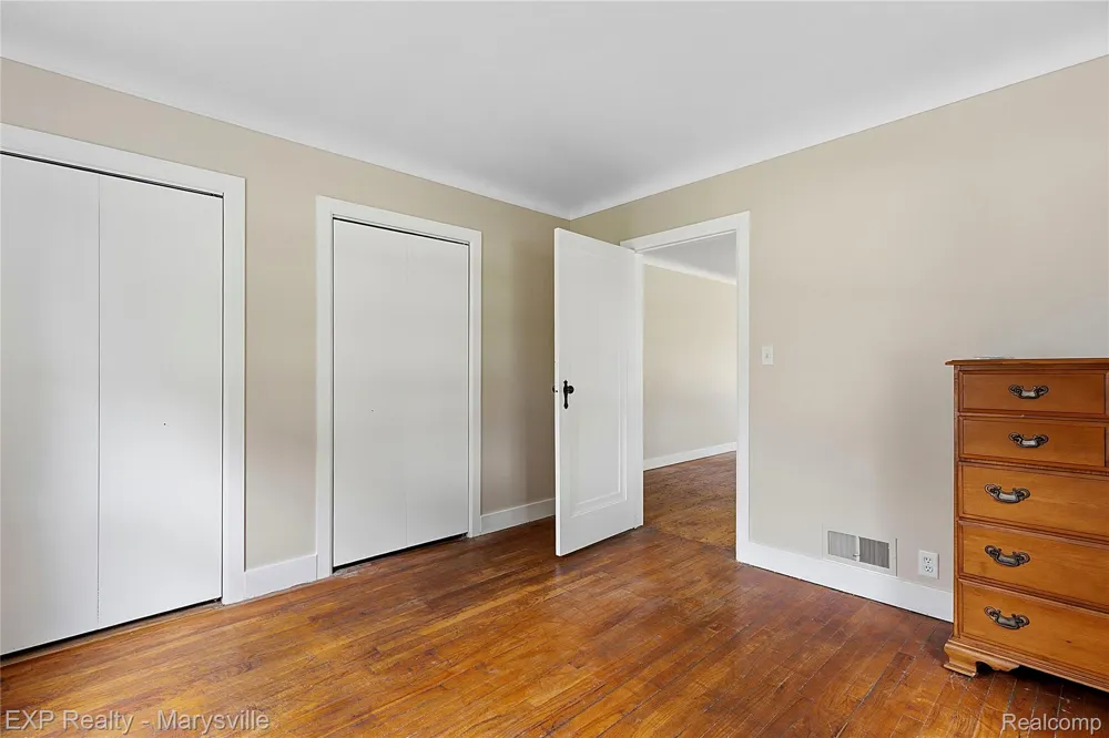 5694 Belle River Road China Township, MI 48054