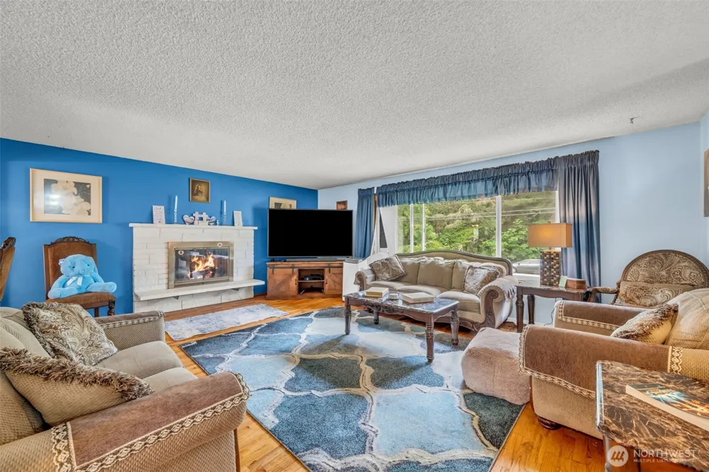 302 188th Street Shoreline, WA 98133