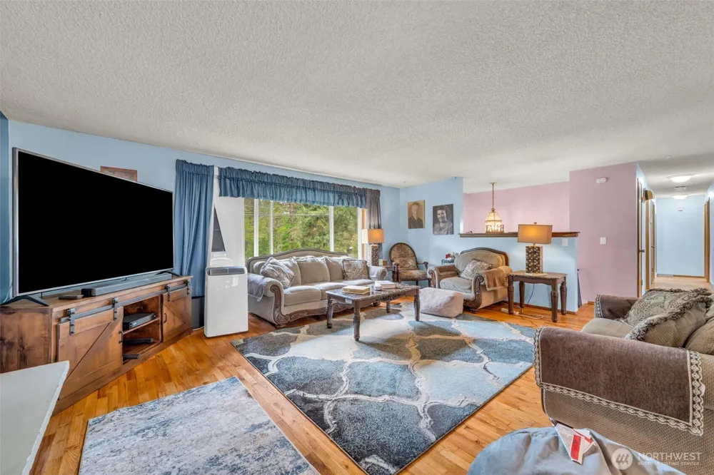 302 188th Street Shoreline, WA 98133