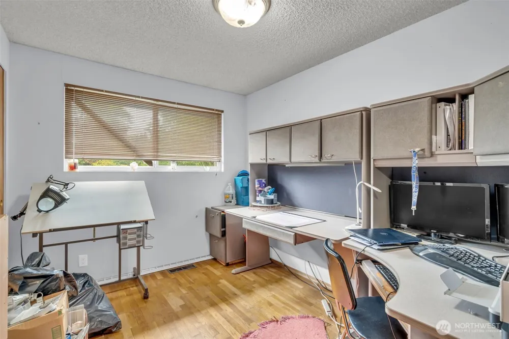 302 188th Street Shoreline, WA 98133