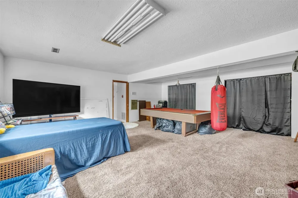 302 188th Street Shoreline, WA 98133