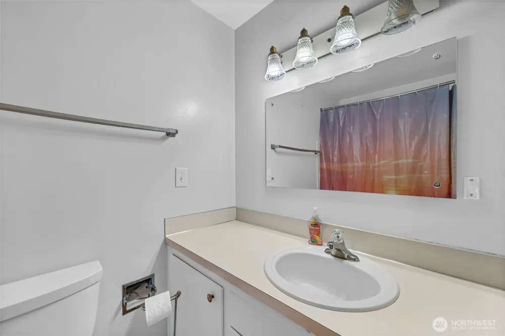 302 188th Street Shoreline, WA 98133