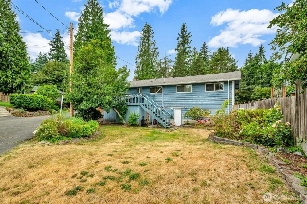 302 188th Street Shoreline, WA 98133