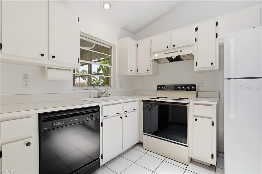 1513 SW 44TH STREET Cape Coral, FL 33914