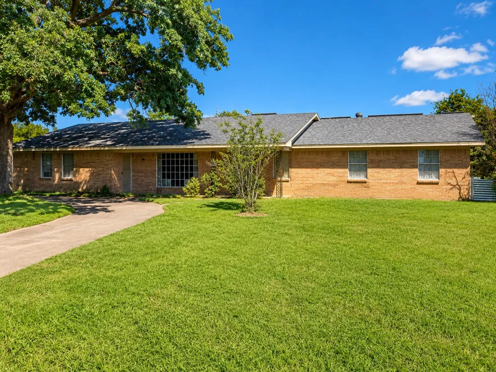 1081 Wright Street Terrell, TX 75160