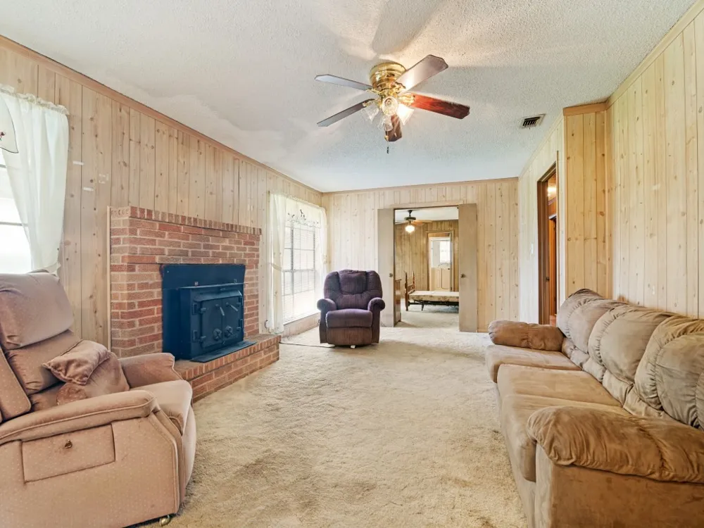 1081 Wright Street Terrell, TX 75160