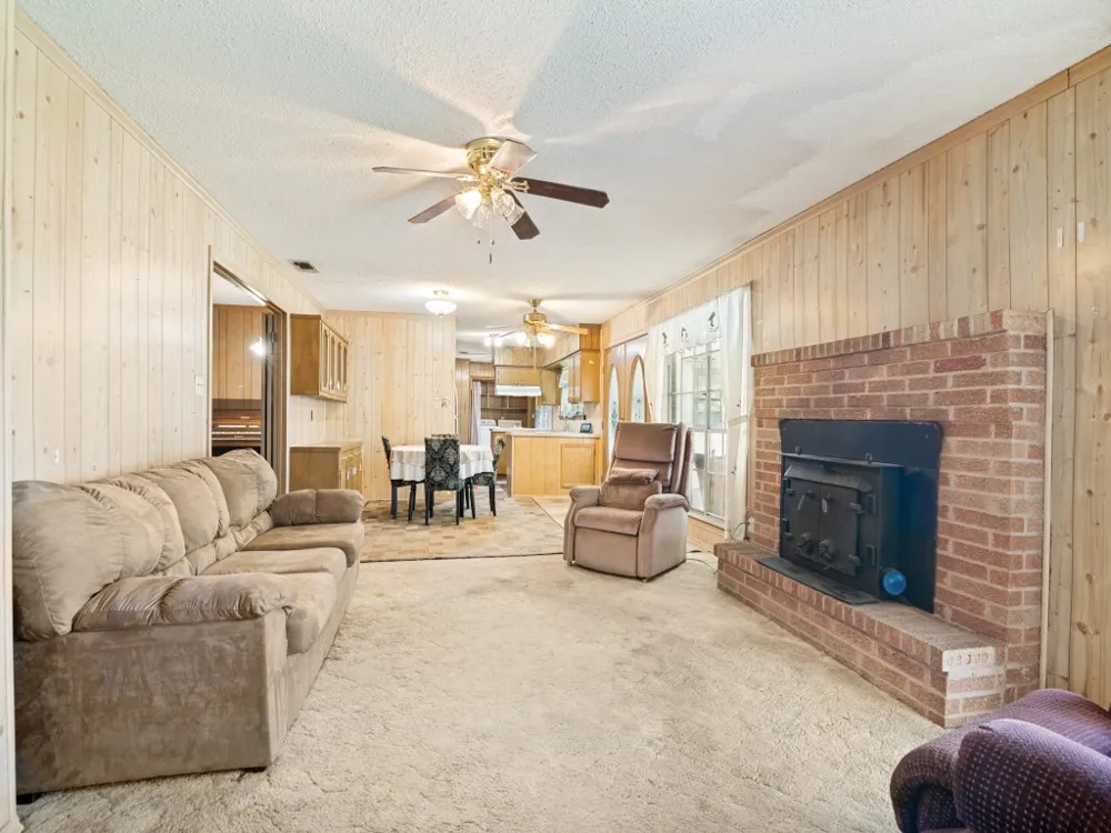 1081 Wright Street Terrell, TX 75160