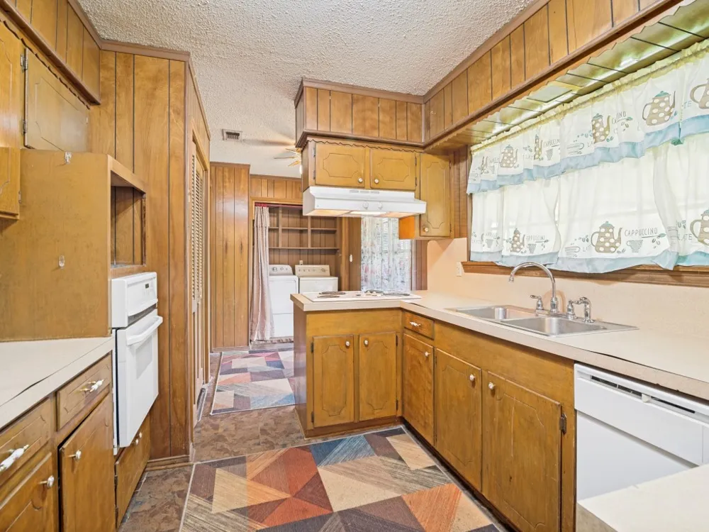 1081 Wright Street Terrell, TX 75160