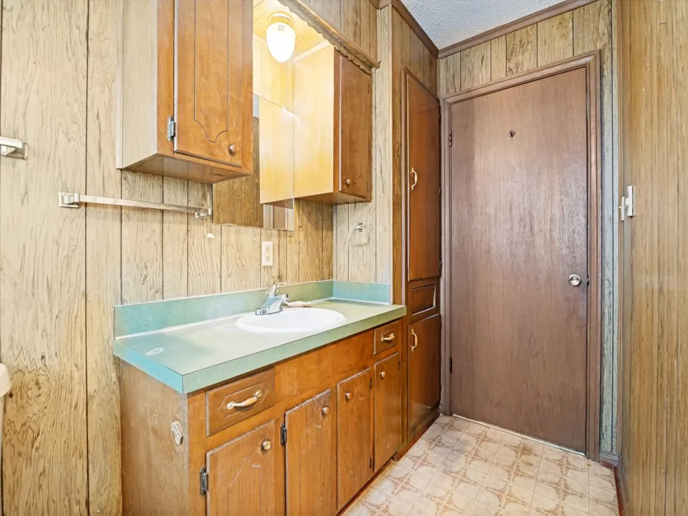 1081 Wright Street Terrell, TX 75160