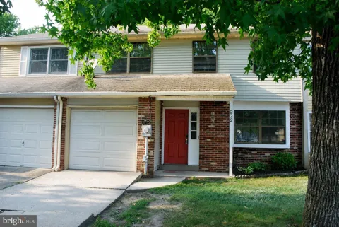 222 SHADY LANE