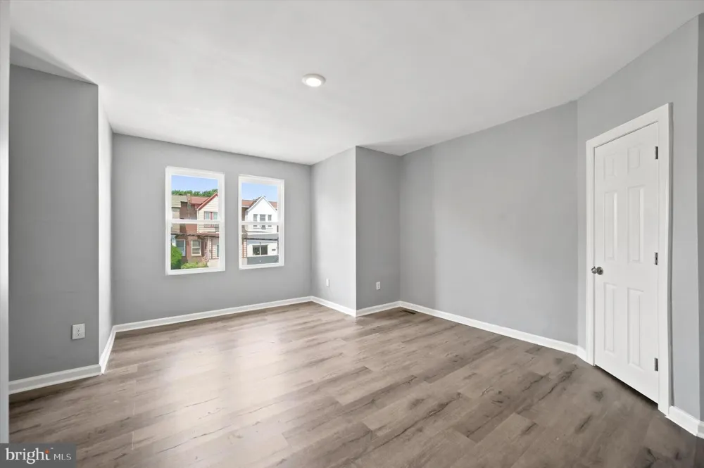 5739 12TH STREET Philadelphia, PA 19141
