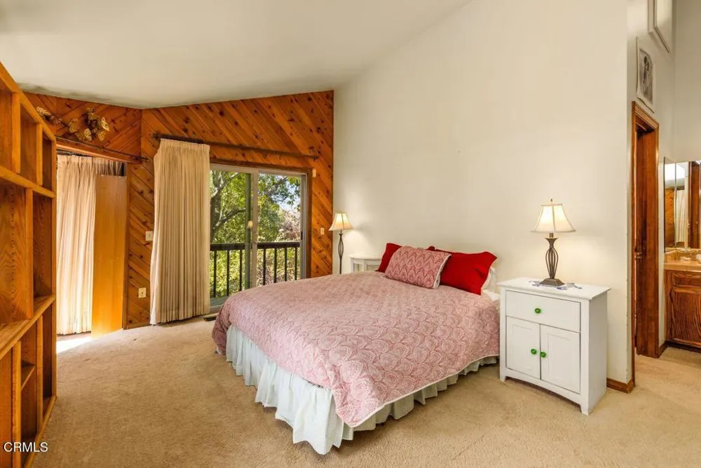 10681 Encino Drive Oak View, CA 93022