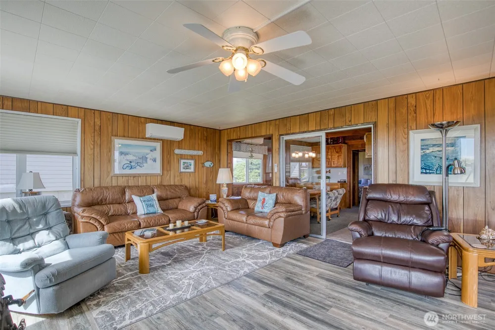 48571 Pacific Avenue Moclips, WA 98571