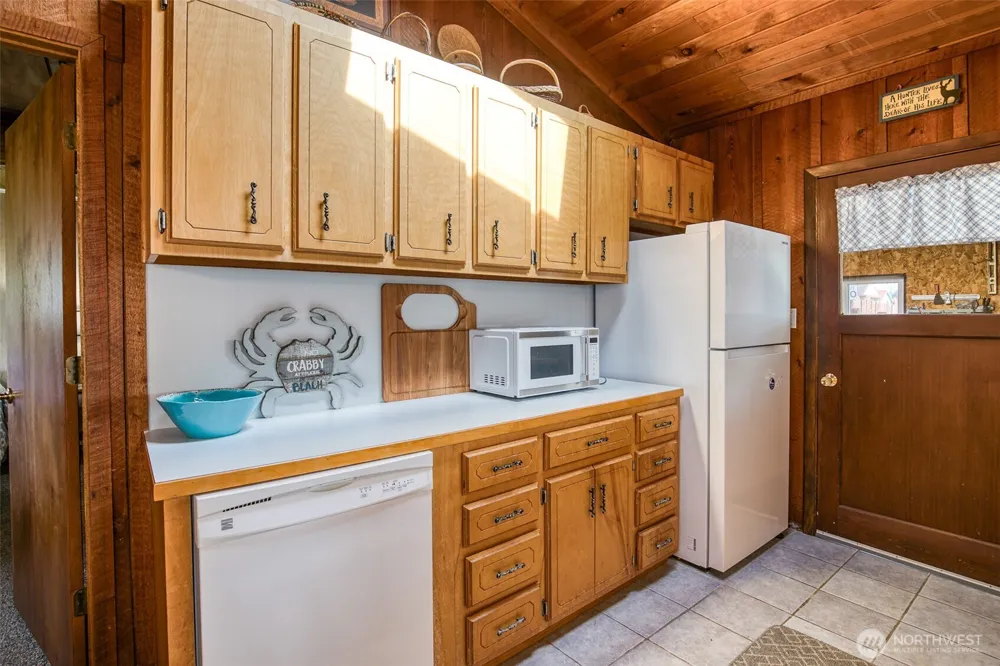 48571 Pacific Avenue Moclips, WA 98571