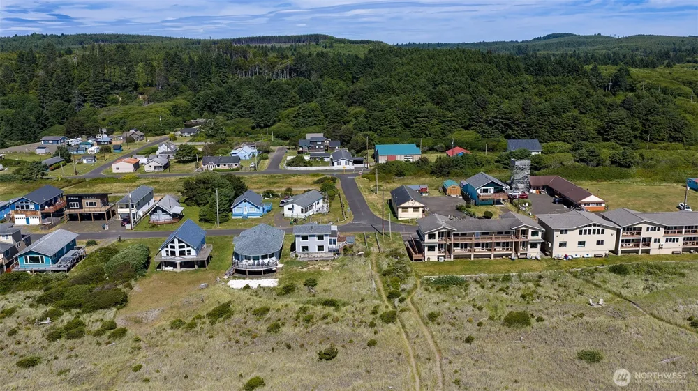 48571 Pacific Avenue Moclips, WA 98571