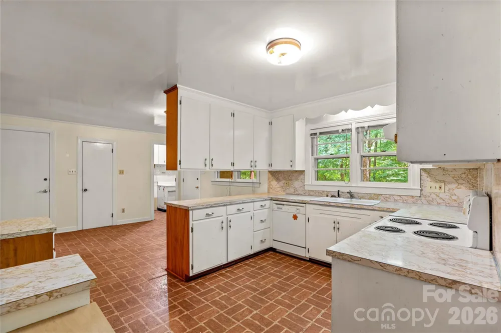 155 Duck Creek Road Troutman, NC 28166