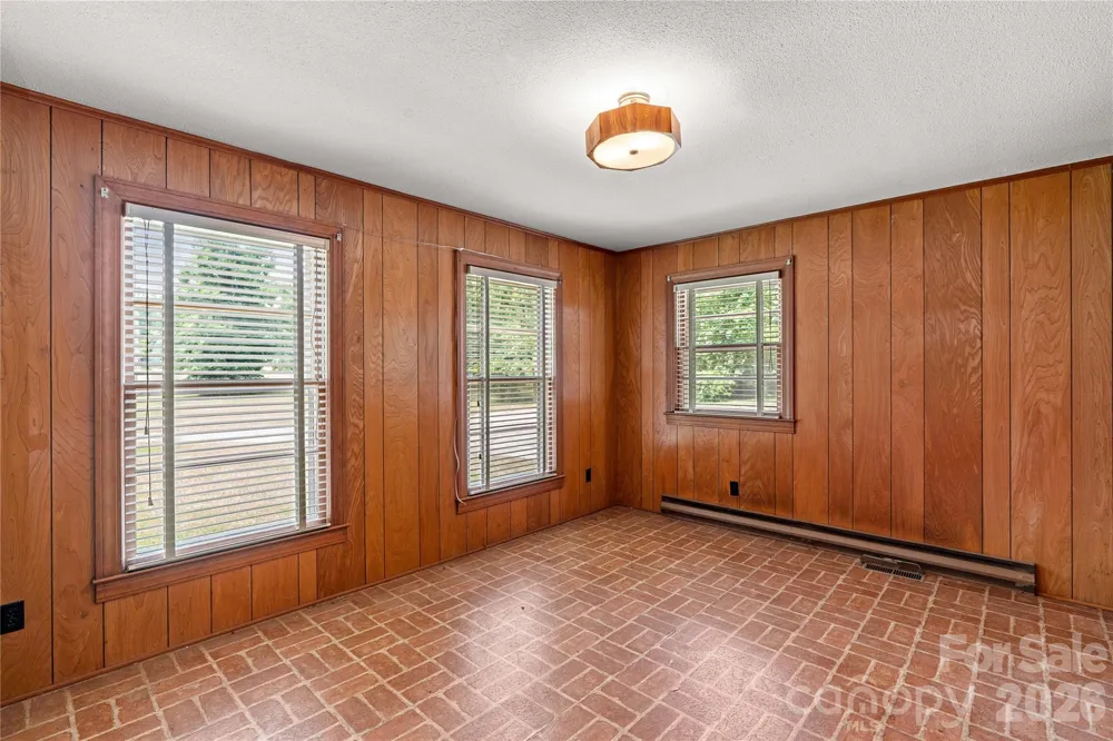 155 Duck Creek Road Troutman, NC 28166