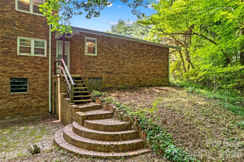 155 Duck Creek Road Troutman, NC 28166