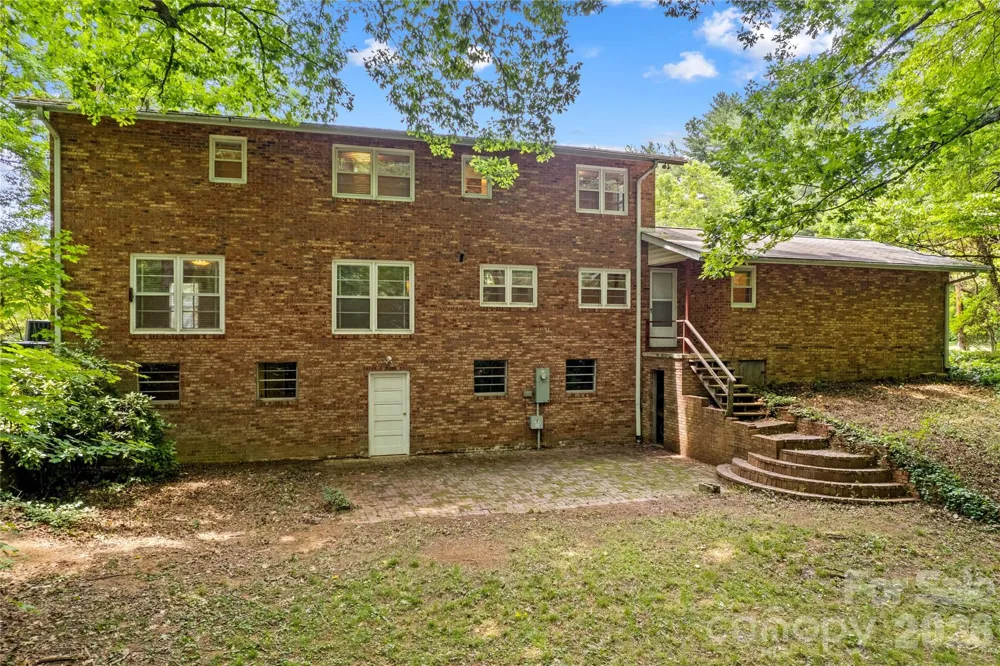 155 Duck Creek Road Troutman, NC 28166
