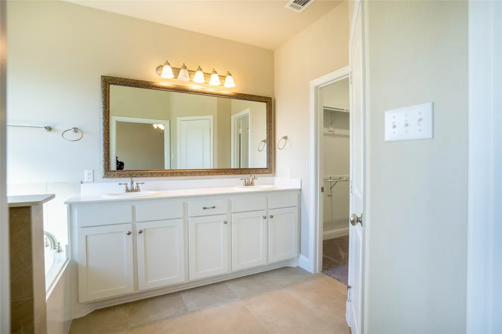 6819 Topaz Drive Greenville, TX 75402