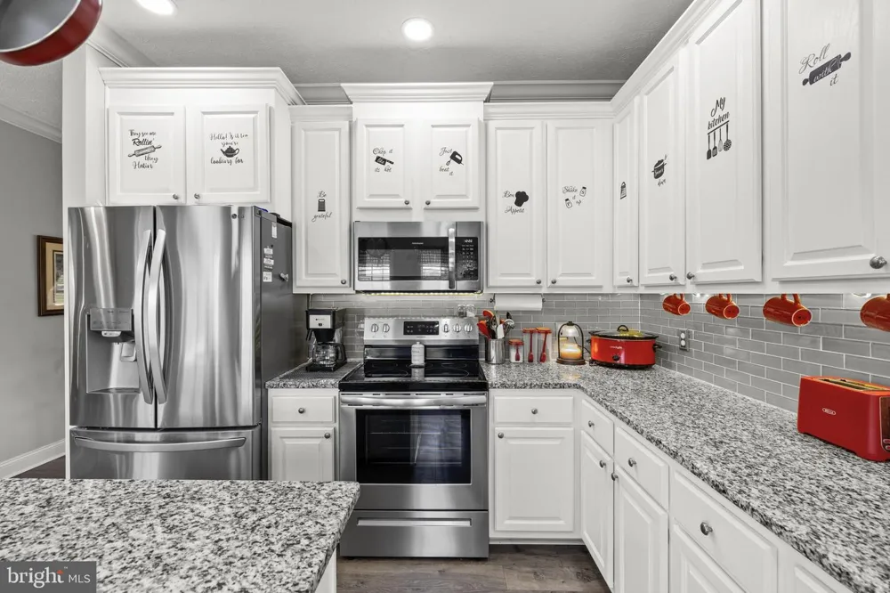 249 DERBY LANE Louisa, VA 23093