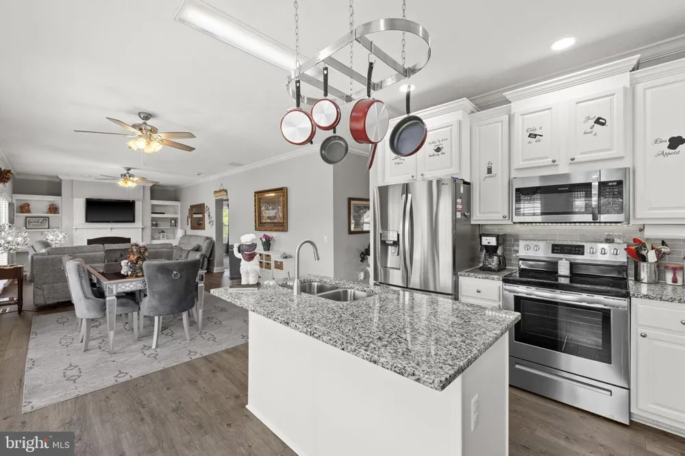 249 DERBY LANE Louisa, VA 23093